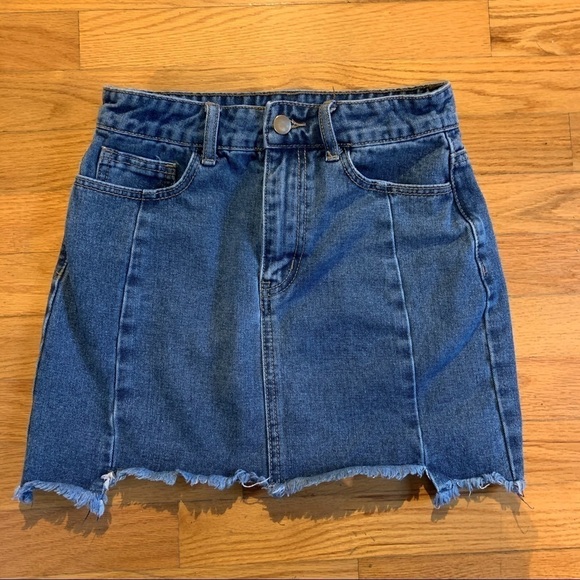 Forever 21 Denim Skirt - Picture 2 of 3